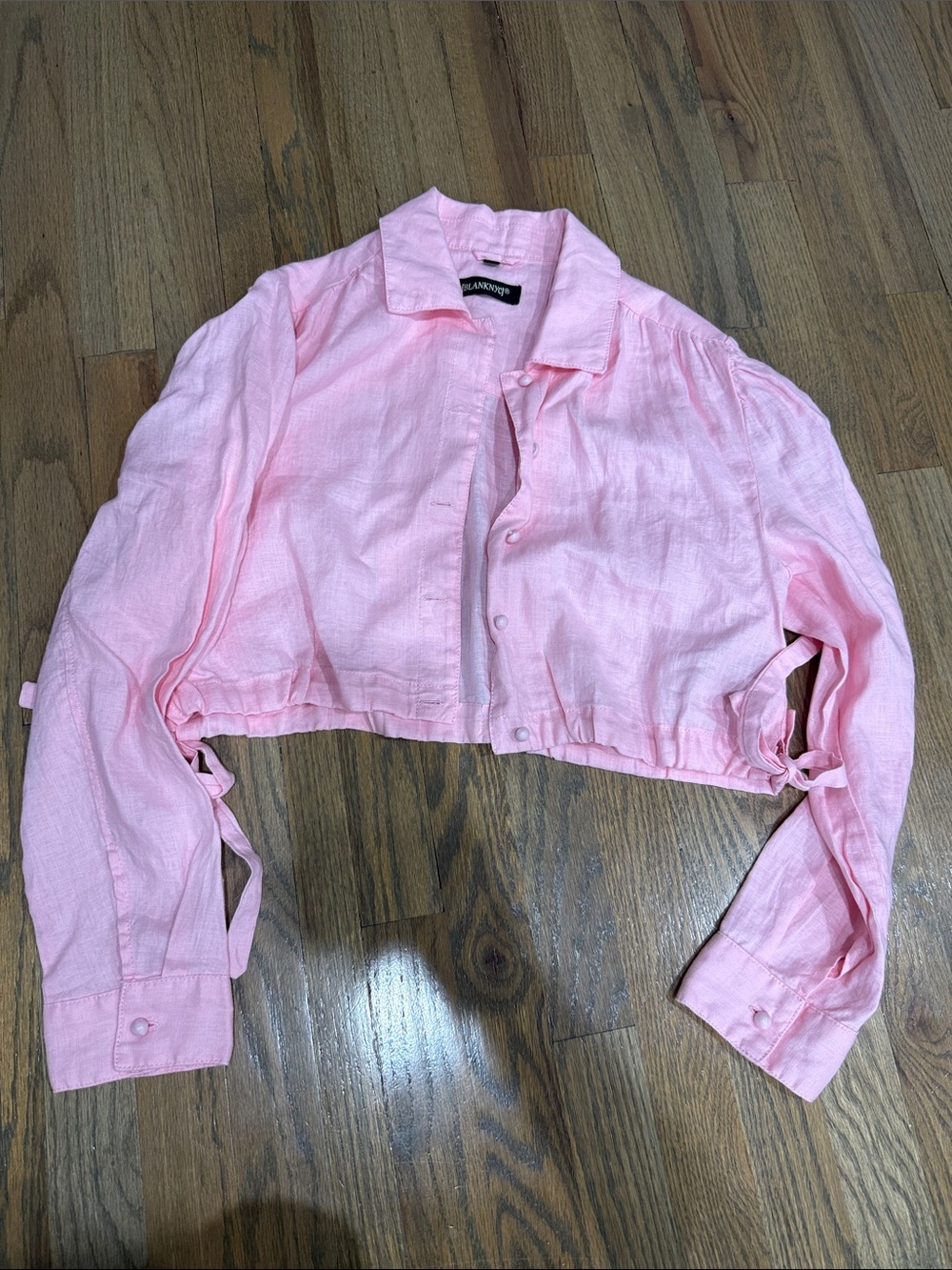 Like new*Womens’ Blank NYC Lightweight Pink Cropped Button-Up Jacket